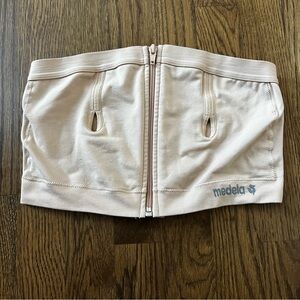 Medela Easy Expression Hands Free Pumping Bra in beige, size M